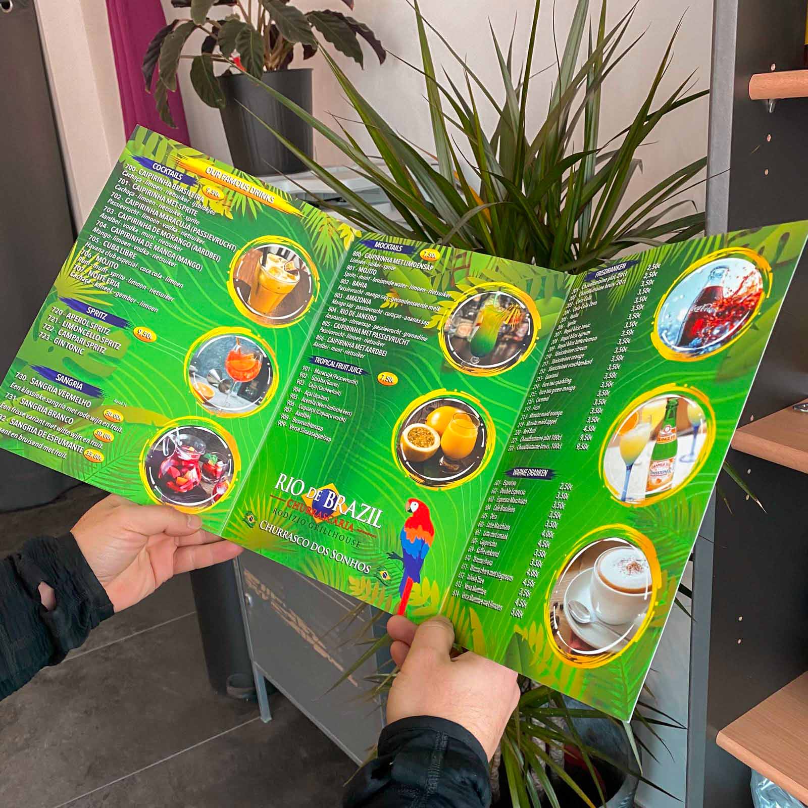 Distribution flyers marketing