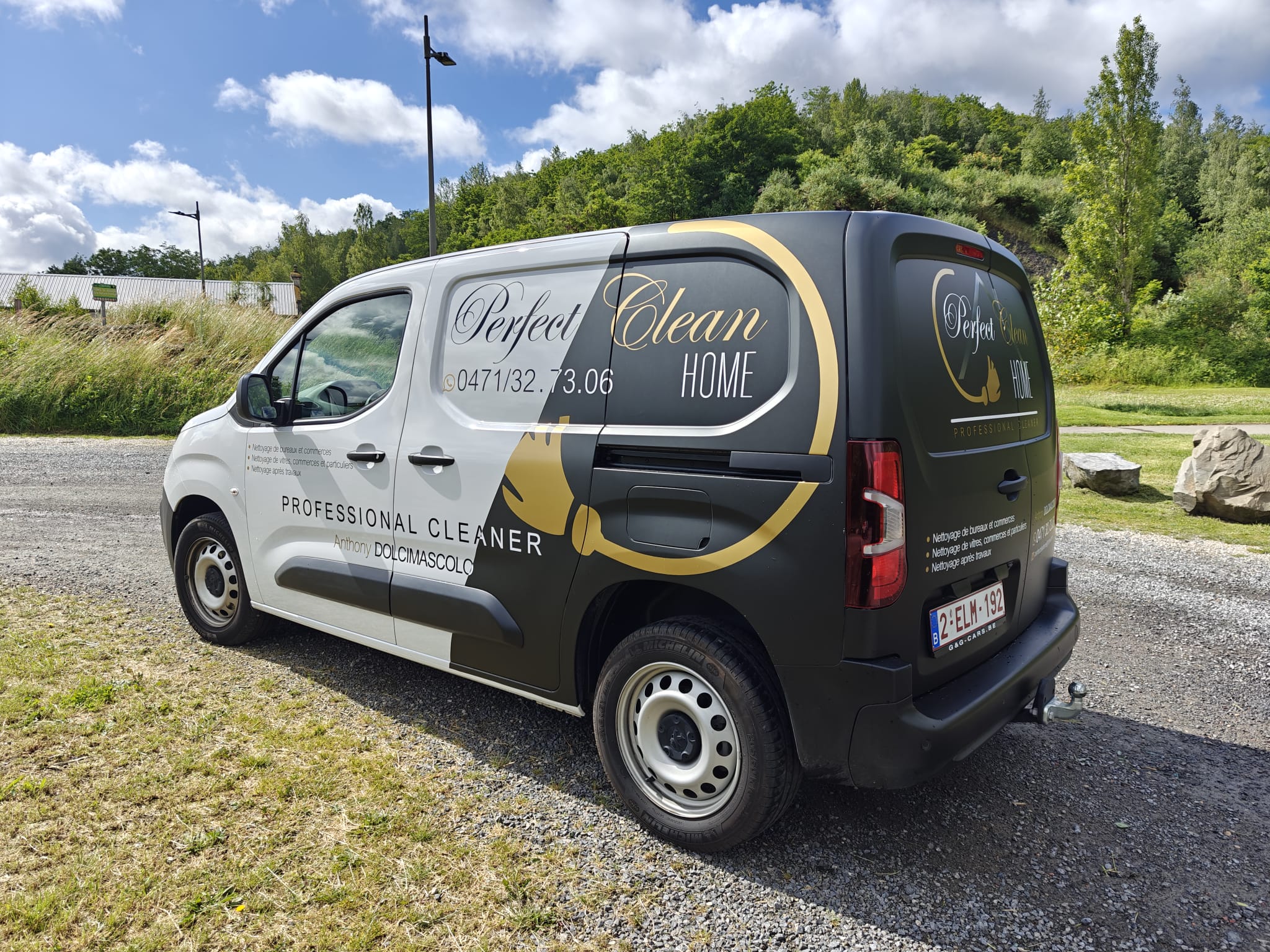 Graphisme sur véhicule commercial